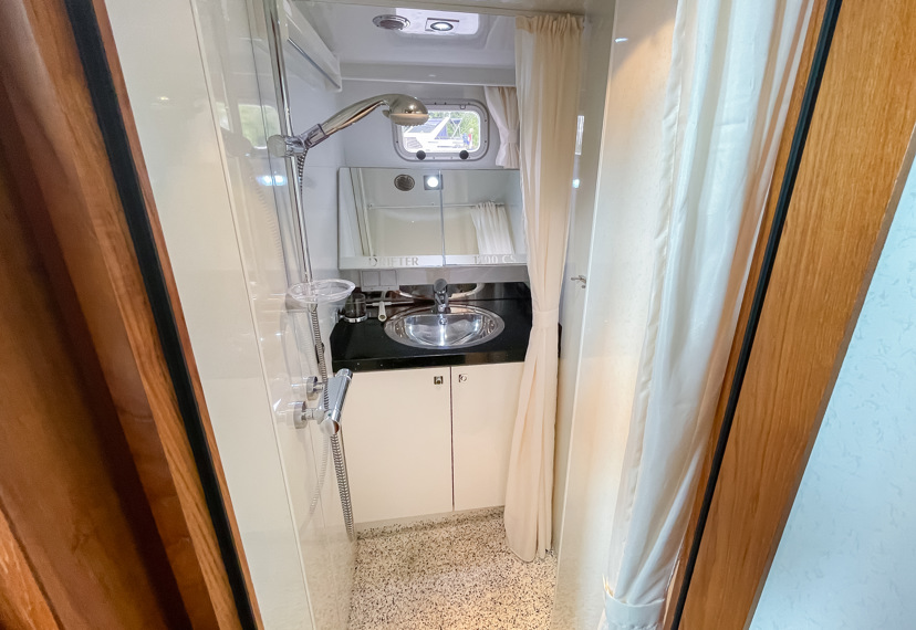 De Driesprong Yachtcharters Interieur Poseidon 30