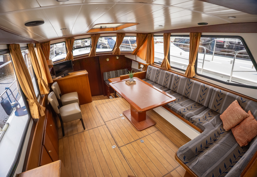 De Driesprong Yachtcharters Interieur Hendrik Wouter 35