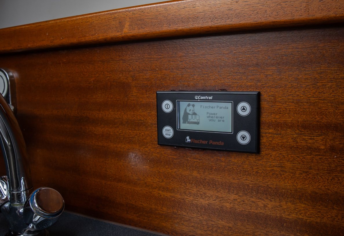 De Driesprong Yachtcharters Interieur Motorjacht Atherina 40