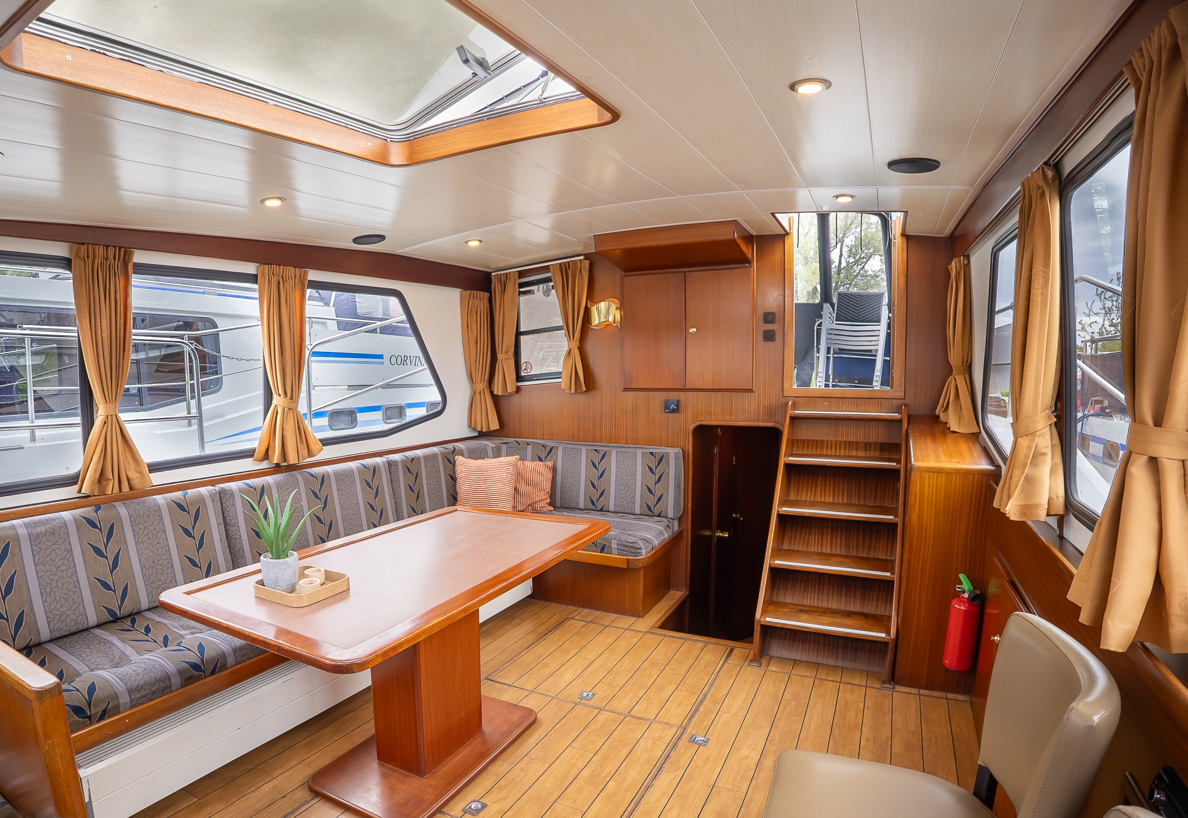 De Driesprong Yachtcharters Interieur Hendrik Wouter 38