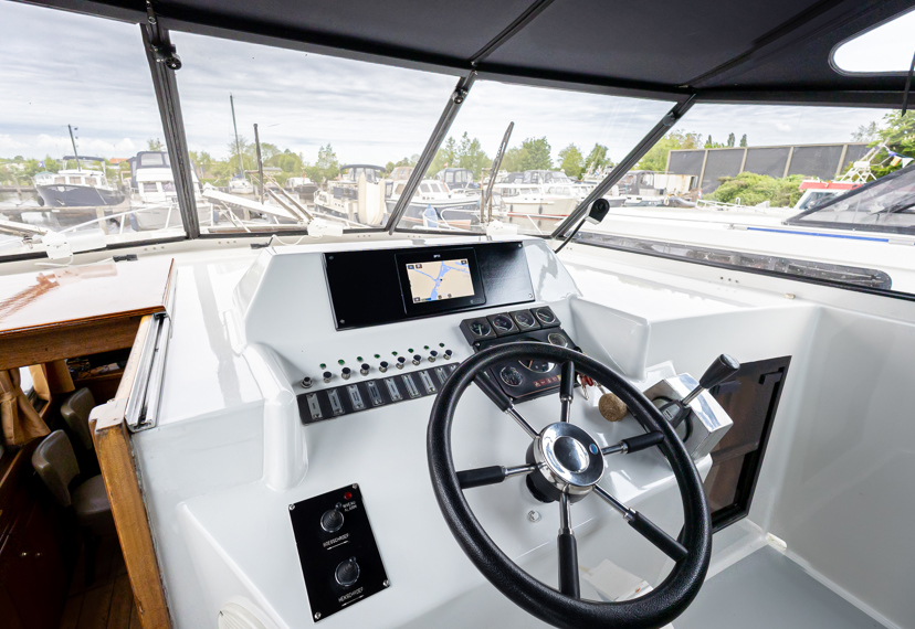 De Driesprong Yachtcharters Exterieur Motorjacht Hendrik Wouter 29
