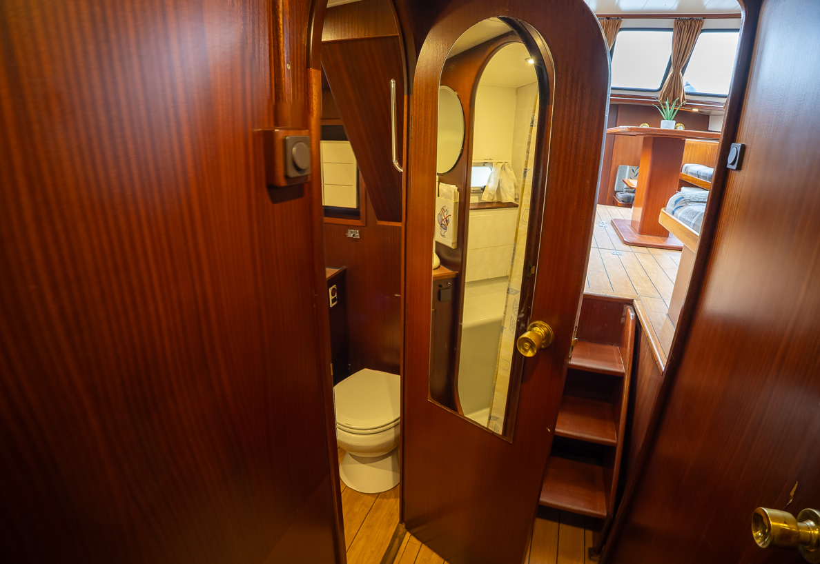 De Driesprong Yachtcharters Interieur Hendrik Wouter 52