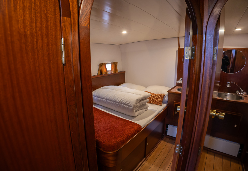 De Driesprong Yachtcharters Interieur Hendrik Wouter 50